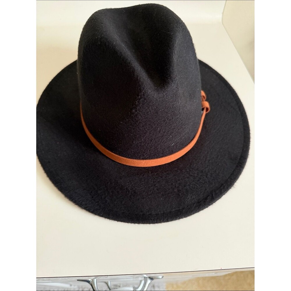 Black Felt Fedora with Tan Leather Band